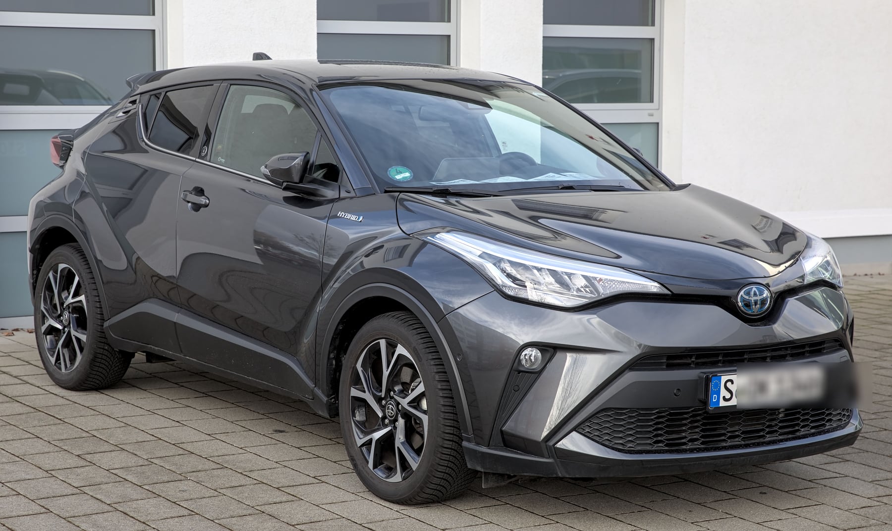 Toyota C-HR 1.8 Hibrit 2016-2023 · 1. Nesil